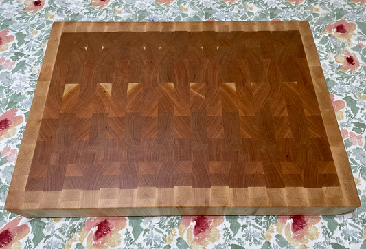 End Grain Cutting Board (Cherry)