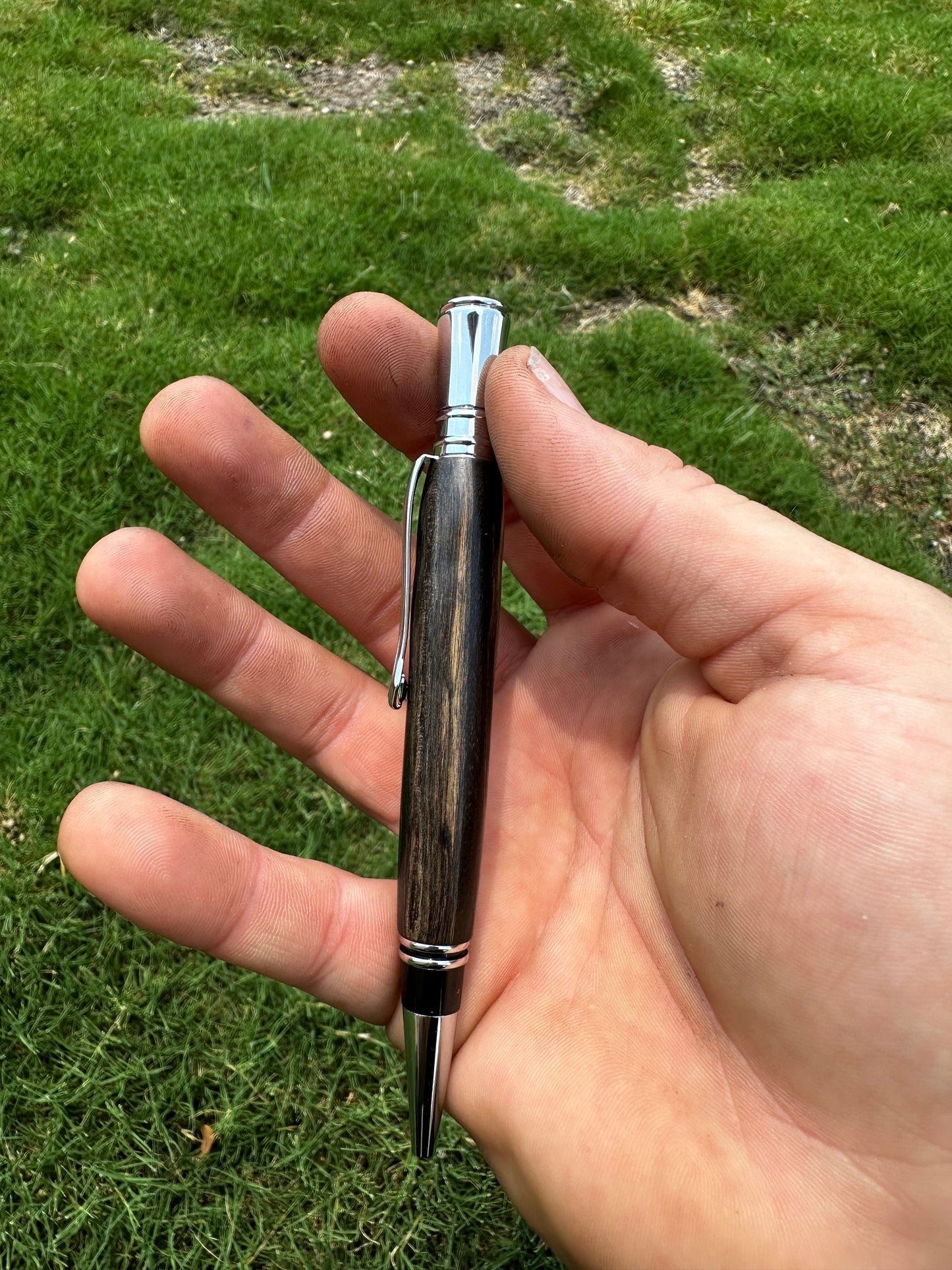 PSI "Executive" Pen with Chrome Hardware and Black and White Ebony