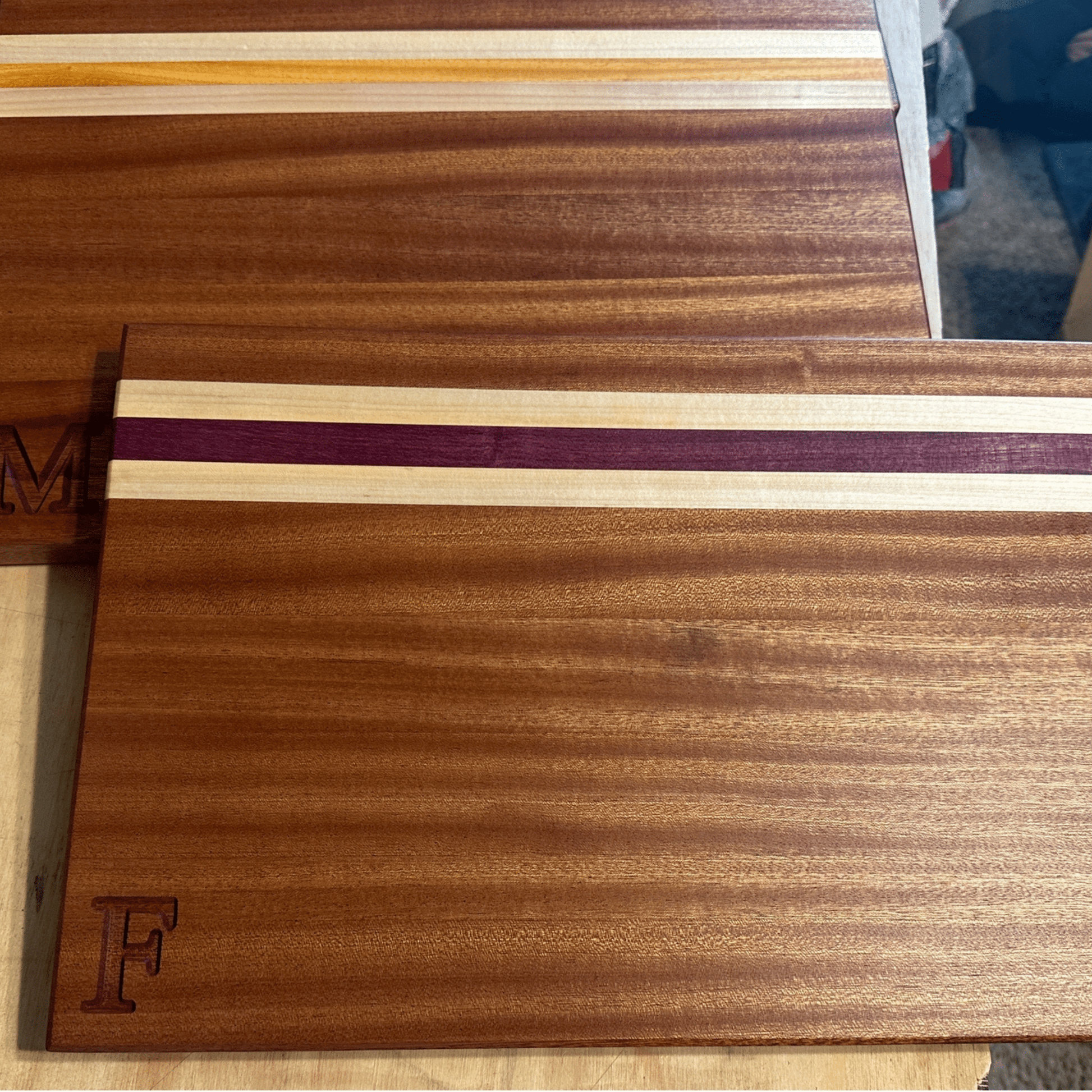 Edge Grain Cutting Board (Sapele) - White Oaks Woodworking